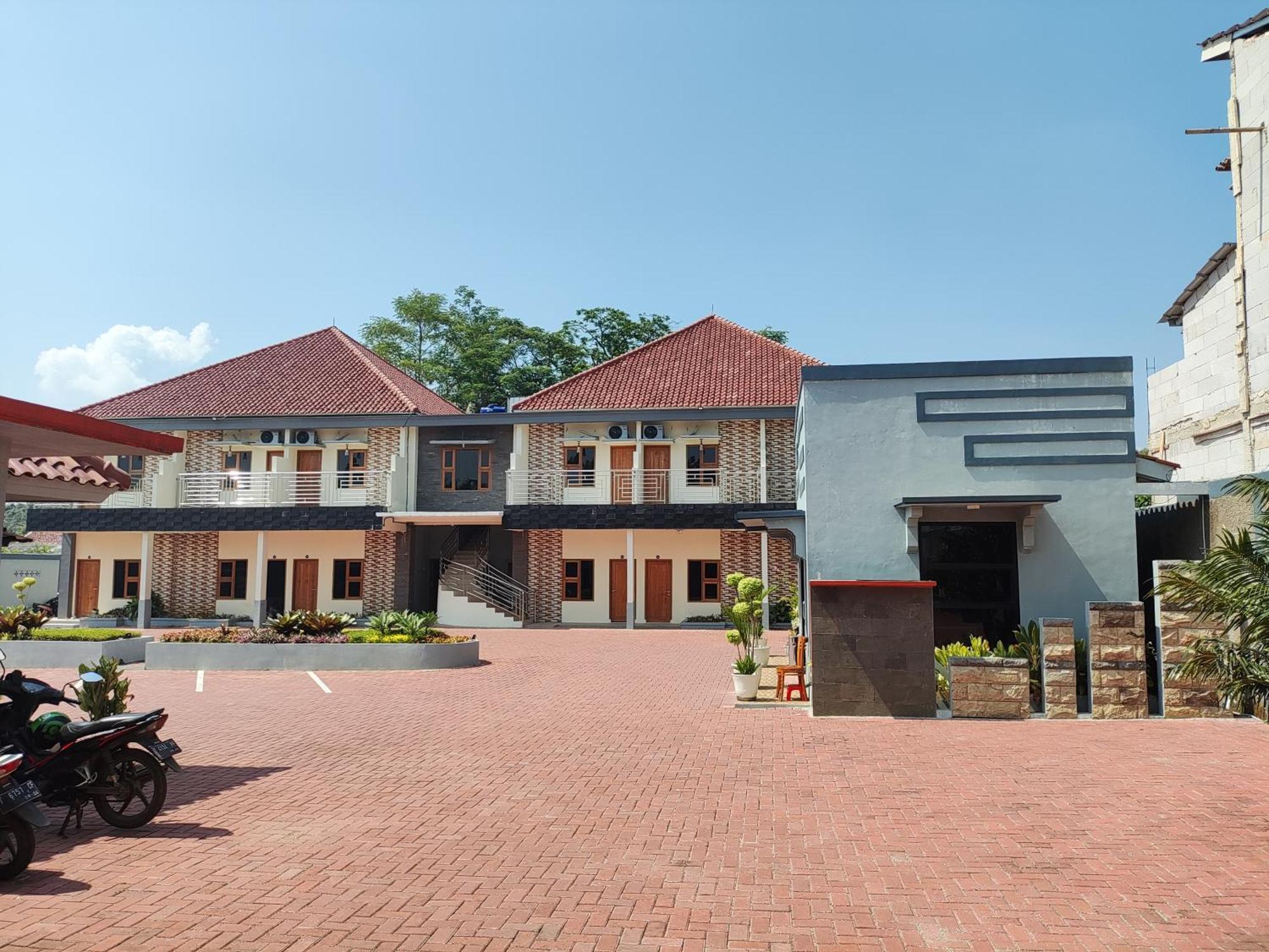 Hotel Cibening Purwakarta Zewnętrze zdjęcie